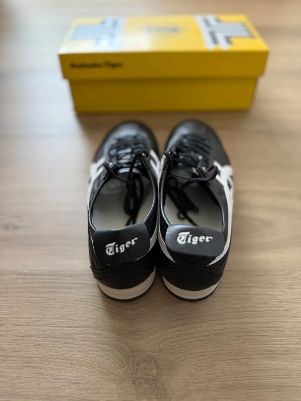 Onitsuka Tiger Mexico 66 SD